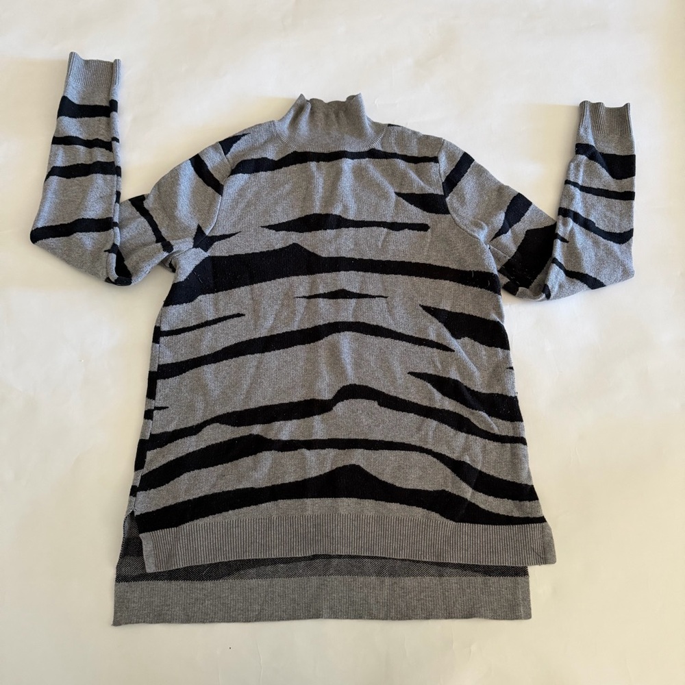 Adyson Parker Gray and Black Turtleneck Sweater